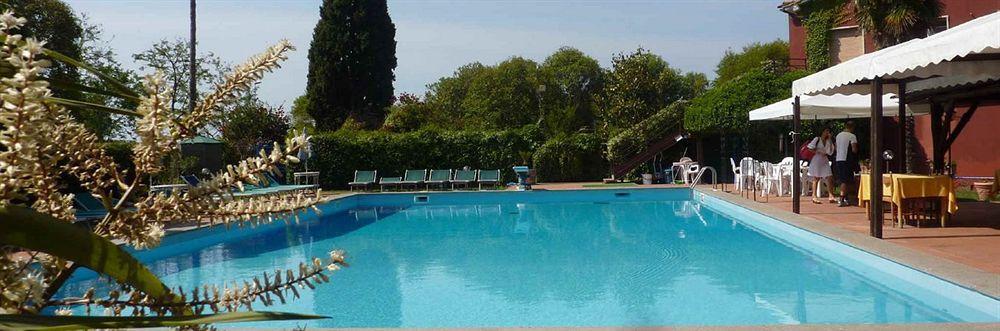 Hotel Il Cacciatore Orbetello Exterior foto