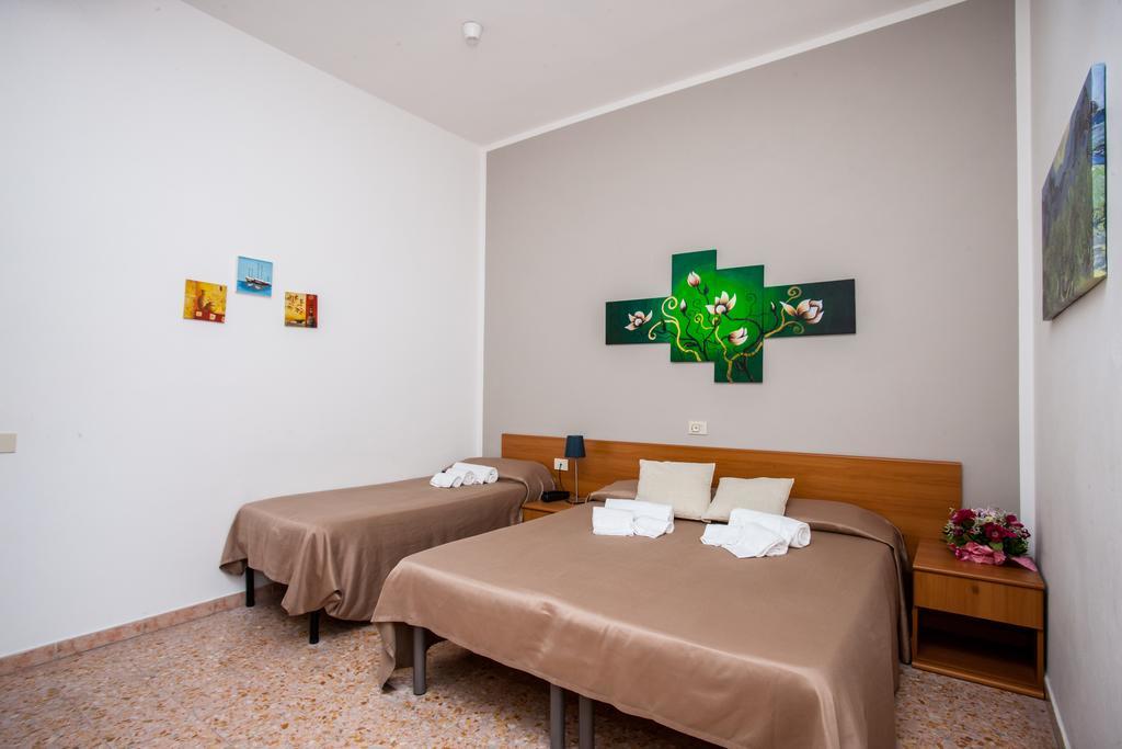 Hotel Il Cacciatore Orbetello Exterior foto