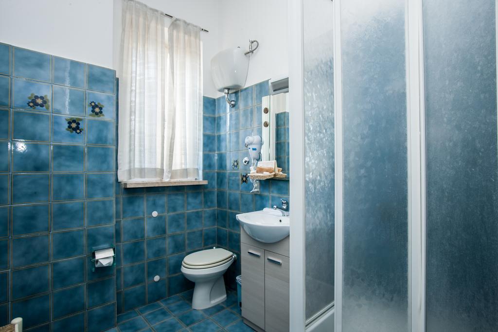 Hotel Il Cacciatore Orbetello Exterior foto