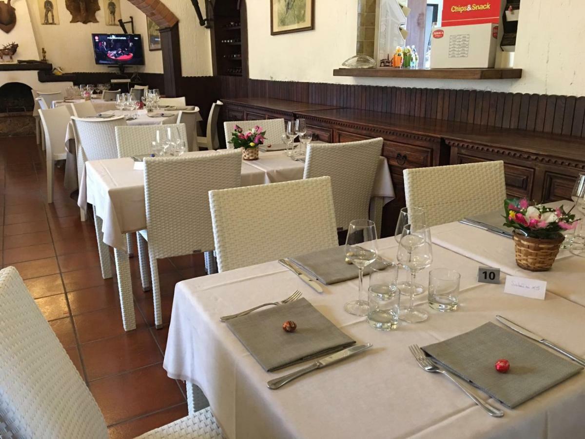 Hotel Il Cacciatore Orbetello Exterior foto